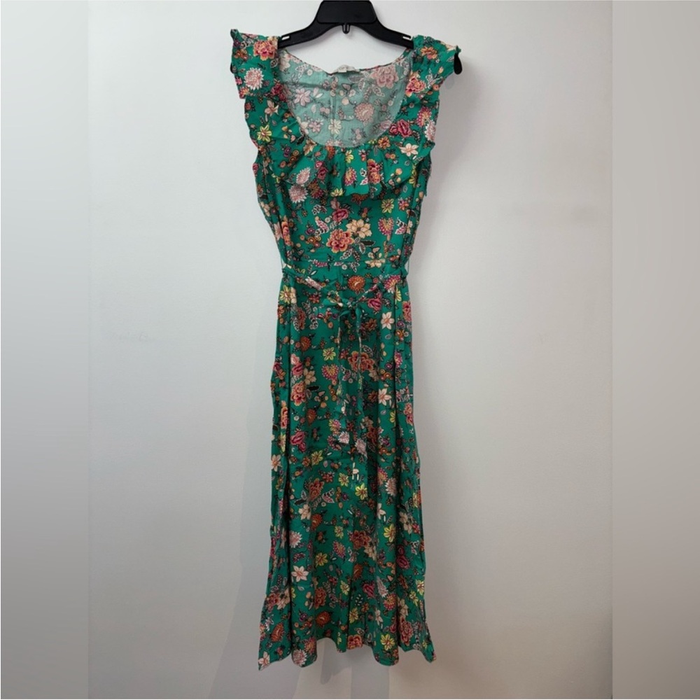 💚New without tag💚 Loft Floral Green Ruffle Midi Dress